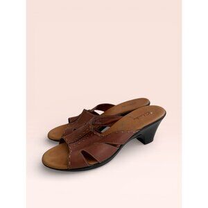 CLARKS Tan Leather Sandals Slides Size us 8.5